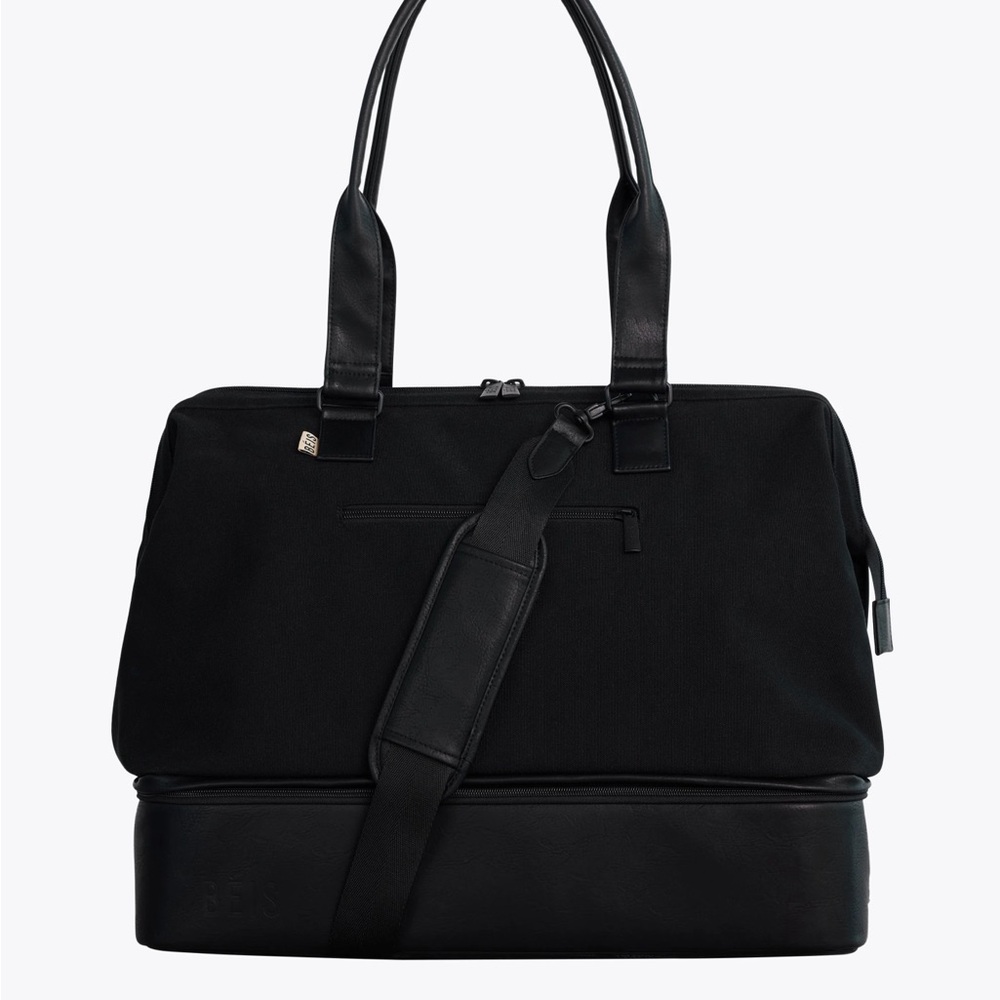 Béis black weekender bag, additional shoe compartment on the bottom